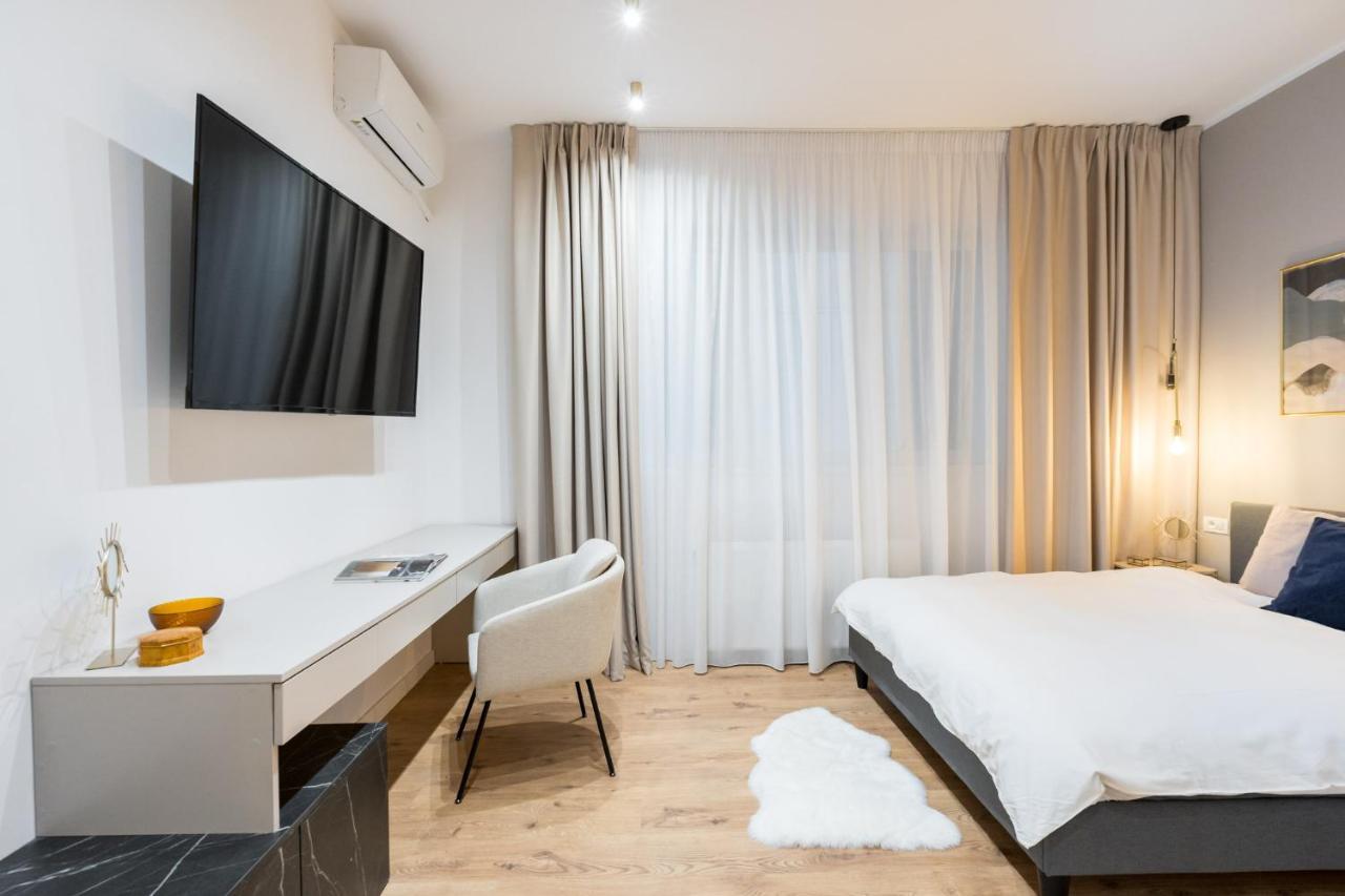 Crystal 3Bdr Apartment In Center Bukarest Eksteriør billede