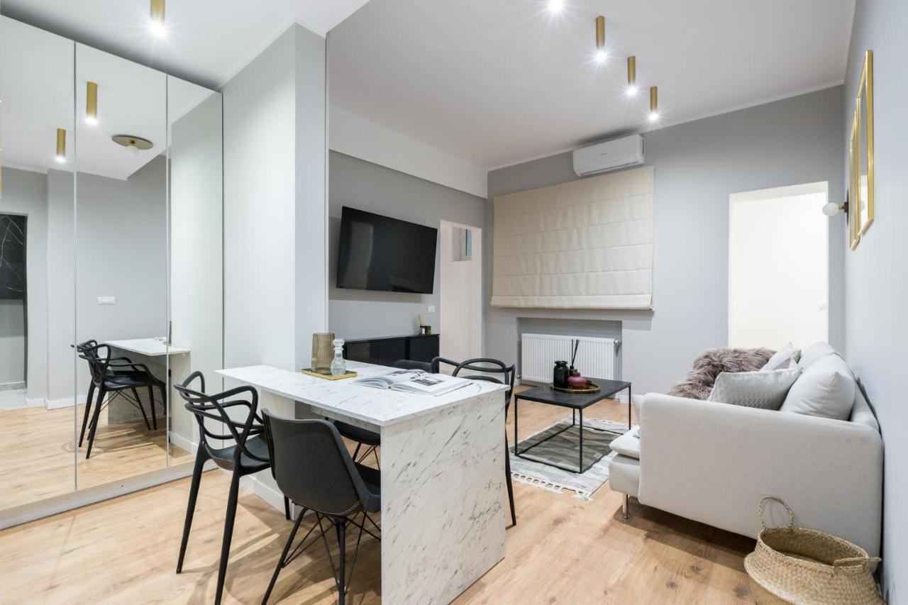 Crystal 3Bdr Apartment In Center Bukarest Eksteriør billede