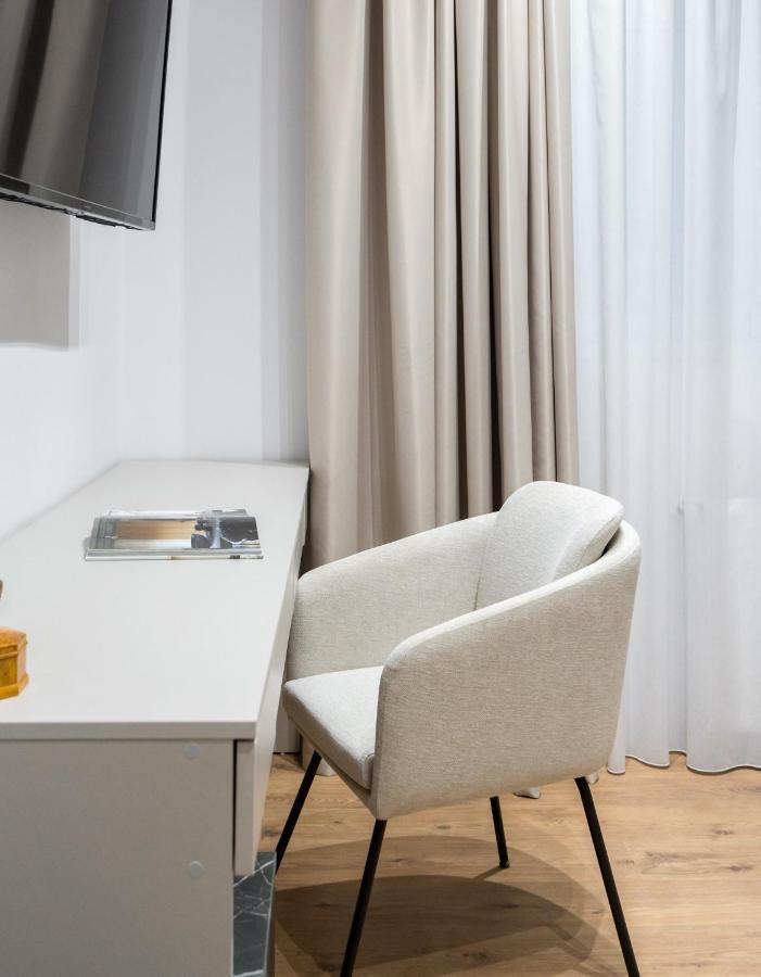 Crystal 3Bdr Apartment In Center Bukarest Eksteriør billede
